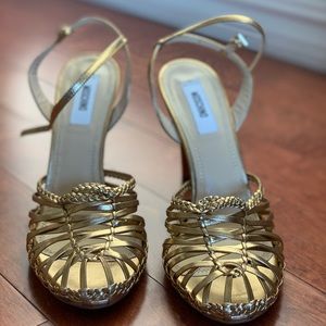 Moschino gold sandals